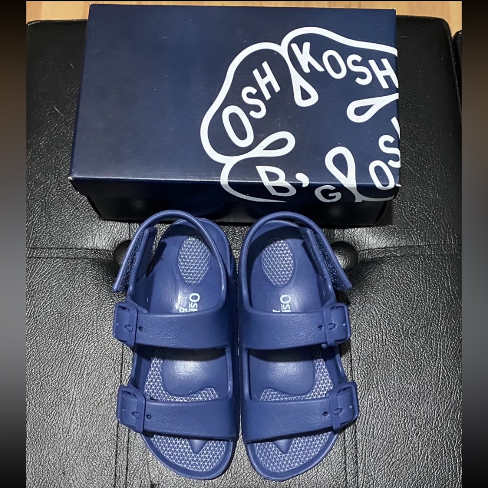 BRAND NEW Osh Kosh B’Gosh Navy Unisex Toddler Sandals